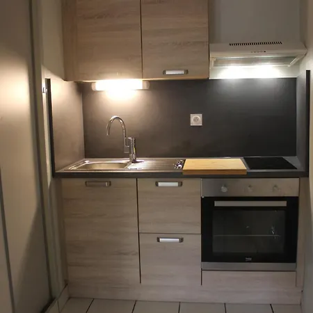 Apartment Alma, Face Aux Thermes