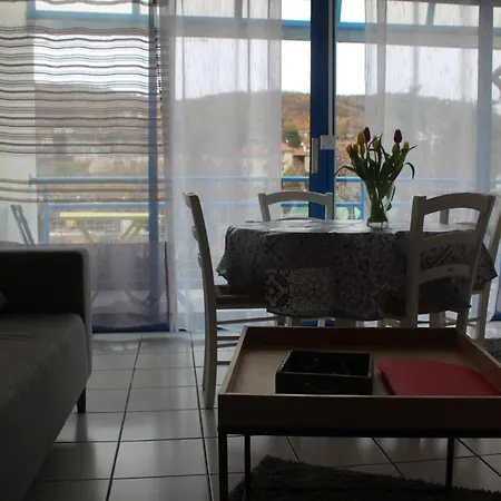Apartment Alma, Face Aux Thermes *