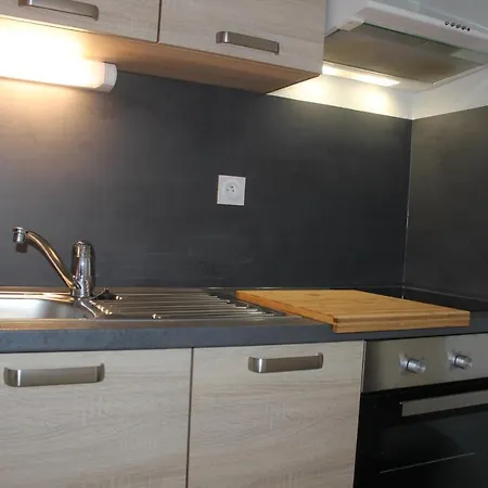 Alma, Face Aux Thermes アパート シャテルギュイヨン